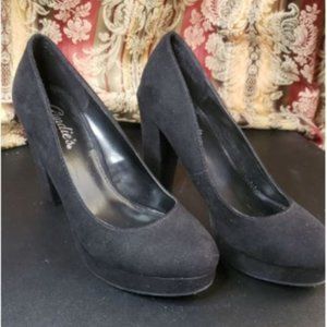 Candies Black Suede Pumps Sz 8.5